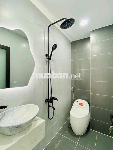 Bán Nhà Xây Mới trệt 2 lầu. 3 phòng ngủ. 3wc. sân thượng. Lê Đức Thọ