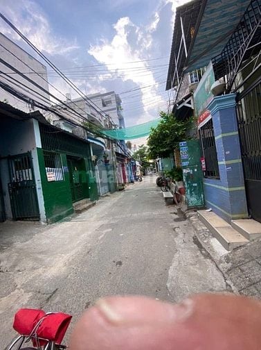 Nhà mặt tiền có 15 phòng trọ phía sau tại Tân Thới Nhất 13 sổ riêng