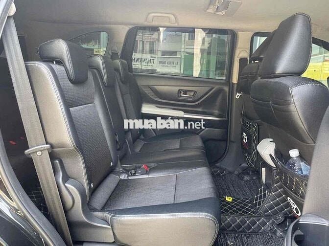 Toyota  Veloz  Cross Top 1.5 2023  - 48000 km