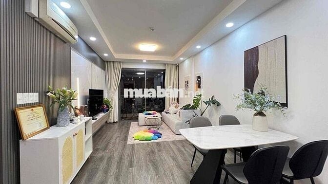 Gold View 2pn 2wc 81m2 bán chỉ 7.050tỷ bao hết