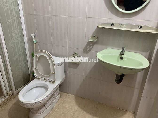 Số 51 Phạm Hồng Thái, Quy Nhơn, Bình Định (Ngay chợ Đầm)