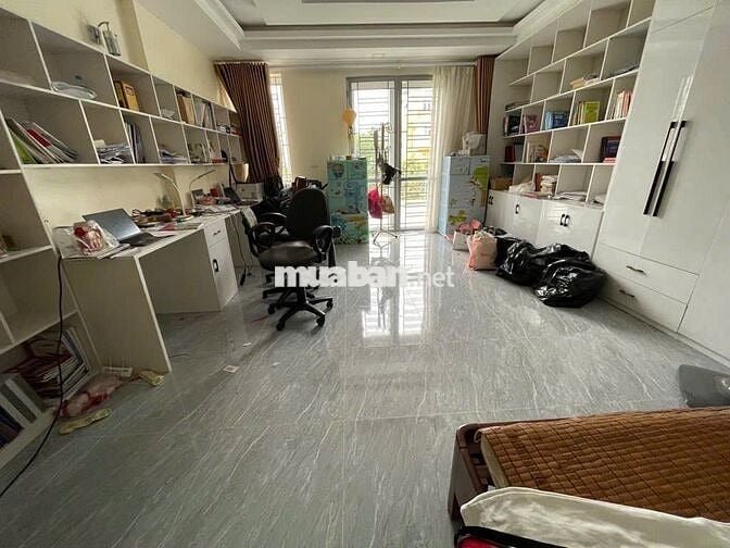Nhà mặt phố Trịnh Văn Bô 110m2 - Vỉa hè to,oto ngủ trong nhà - Giá êm