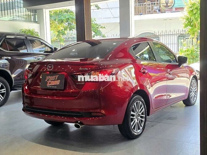 Mazda 2 sx2022 Luxury 1.5AT, màu đỏ,48.000 km