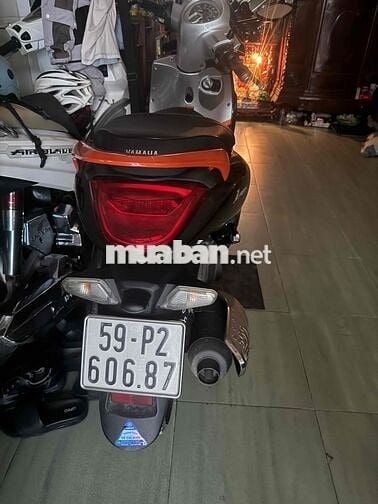 Xe còn mới máy êm