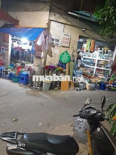 Cho thuê nhà Nguyễn căn.vừa ở vừa kinh doanh.