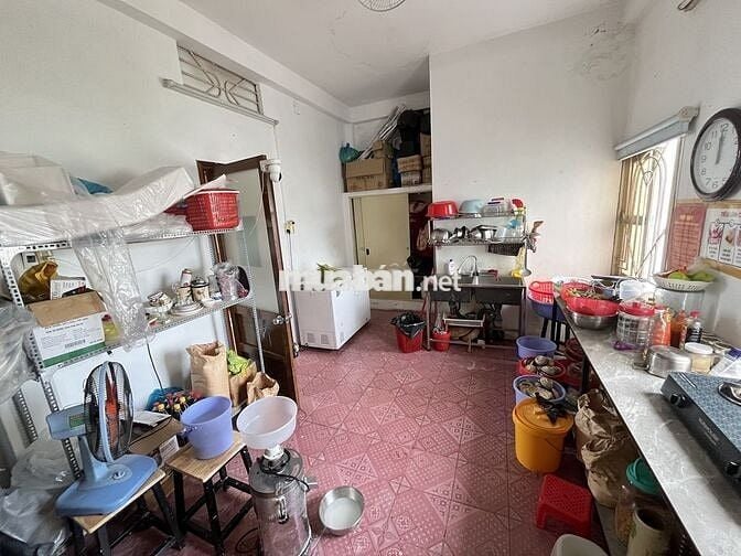 SANG NHƯỢNG MẶT BẰNG MẶT TIỀN ĐƯỜNG THÁI NGUYÊN – GẦN GA NHA TRANG