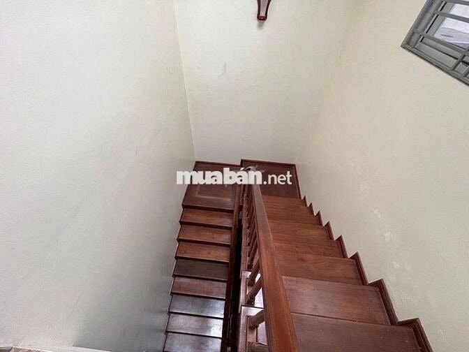 Nhà mặt phố Trịnh Văn Bô 110m2 - Vỉa hè to,oto ngủ trong nhà - Giá êm
