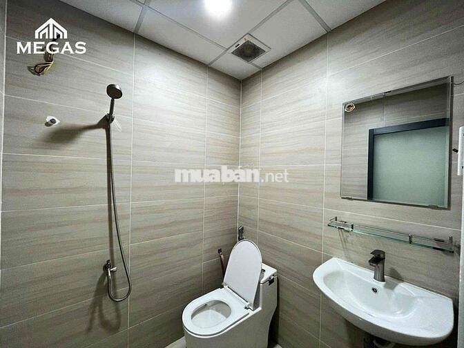 CĂN HỘ FULL NỘI THẤT BAN CÔNG MÁY GIẶT RIÊNG GIÁP QUẬN 1