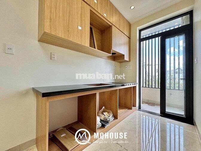 CHDV MỚI XÂY - đủ tiện ích - gần Đại học Văn Hiến, Đầm Sen, Aeon Tân P