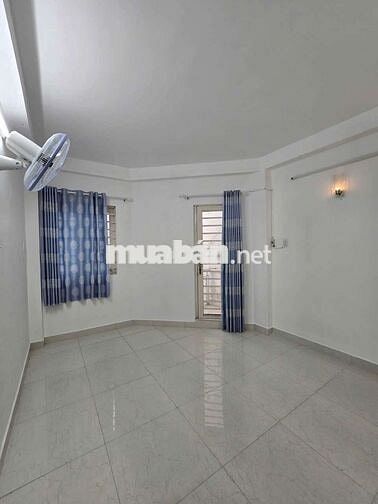 Bán nhà 3 lầu đúc BTCT Dương Bá Trạc P1 Q8