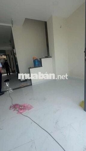 Nhà mặt tiền Bình Thạnh có thang máy