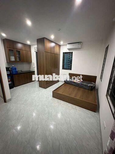 Khai trương CCMN 35m2 Full đồ. Ban công thoáng, máy giặt tại Đội Cấn