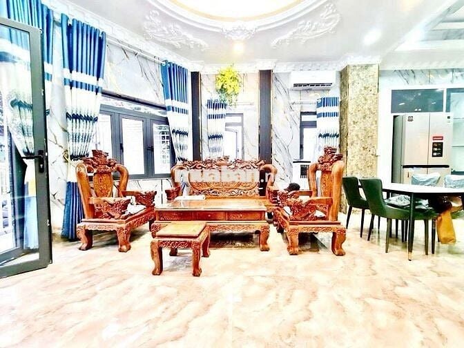 NHÀ ĐẸP 3 TẦNG - HXH NGŮ -  VUÔNG NHƯ A4- HTH - NHÀ BÈ- CHỈ 6TY99