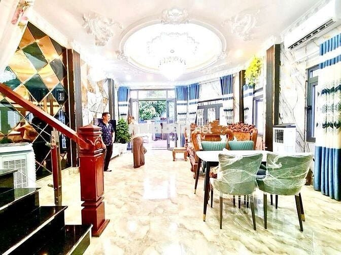 NHÀ ĐẸP 3 TẦNG - HXH NGŮ -  VUÔNG NHƯ A4- HTH - NHÀ BÈ- CHỈ 6TY99