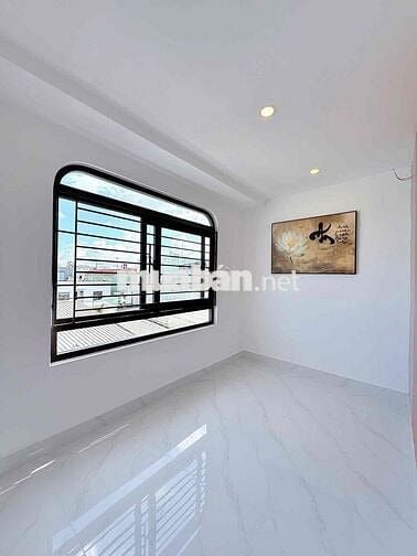 🏡 Nhà 3 tầng đúc Xinh Xinh ngay Con Cưng số 309 Nguyễn Phước Nguyên