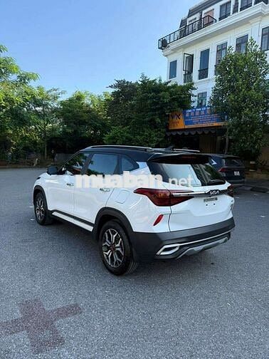 2023 Premium 1.6 AT - 12000 km
