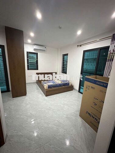 Khai trương CCMN 35m2 Full đồ. Ban công thoáng, máy giặt tại Đội Cấn