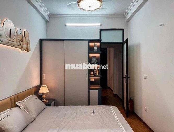 Bán nhà mặt tiền Nguyễn Thái Học 1tỷ880/120m2