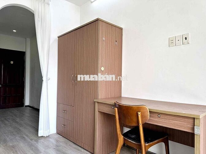 CĂN HỘ,BAN CÔNG 1PN 1PK, FULL NT,MÁY GIẶT RIÊNG,NGAY NGUYỄN BIỂU Q5