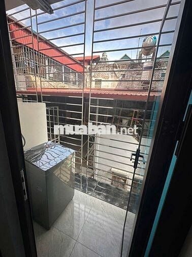 Khai trương CCMN 35m2 Full đồ. Ban công thoáng, máy giặt tại Đội Cấn