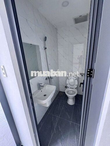 🏡 Nhà 2MT Trường Sa Q3, 5 tầng, 5WC, thuê chỉ 38tr/tháng!