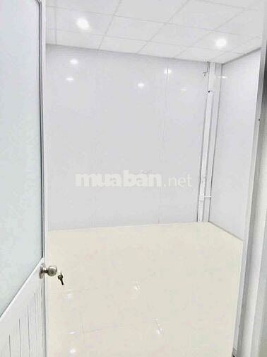 Nhà Mới Xây DT 5x25 Trệt Trống Xuốt Có Gác Lửng 2Pn 1Wc Hẻm Xe Tải