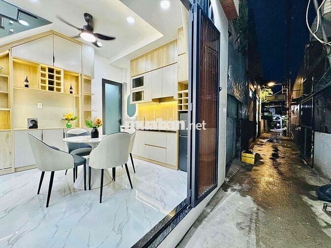 NGUYỄN VĂN CÔNG, P.3 GÒ VẤP • 18M² (4.6x4) • 2 TẦNG 2 PN