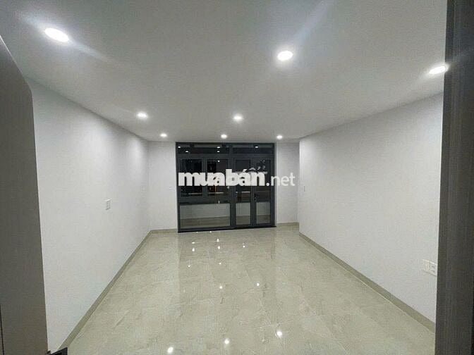 🏡 Nhà 2MT Trường Sa Q3, 5 tầng, 5WC, thuê chỉ 38tr/tháng!