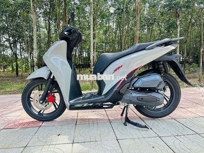 Bán xe Sh 125i ABS hồ sơ cầm tay , ra biển luôn