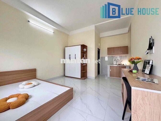 STUDIO BAN CÔNG GIÁ RẺ NGAY VĂN LANG
