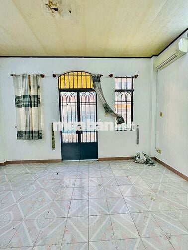 Cho thuê nhà hẻm 8m Hoàng Hoa Thám 5x15m trệt 2 lầu, 22tr TL