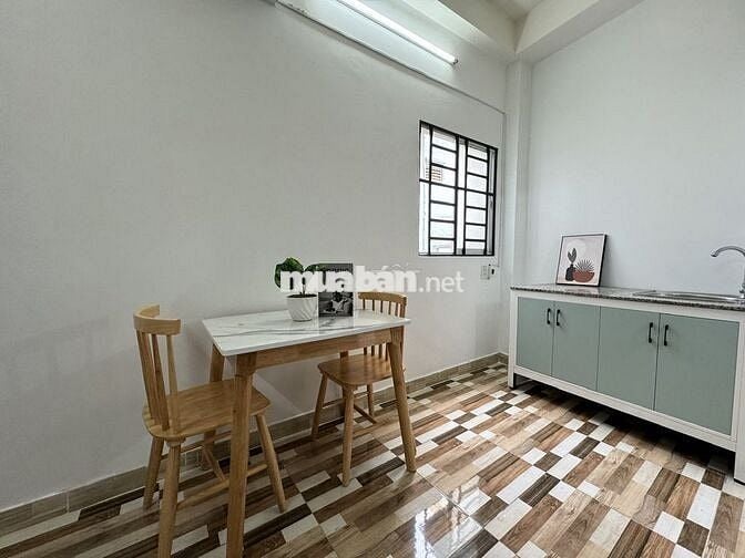 PHÒNG GÁC CÓ CỬA SỔ THIẾT KẾ HIỆN ĐẠI - NGAY TRỤC ĐƯỜNG LỚN LÊ VĂN SỸ