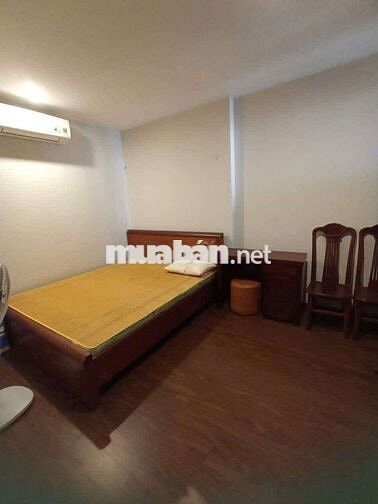 Cho Thuê chung Cư Homeland Thượng Thanh Long Biên 60m 2 ngủ 2 vs 10 tr