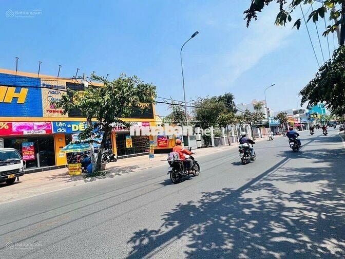 67TR/M2 ĐẤT XÂY CHDV CÁCH TRƯỜNG CĐ CÔNG NGHỆ VÀI MÉT_XD 6 TẦNG_140M2