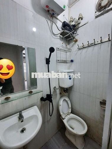 Tôi là chính chủ cho thuê nhà phân lô 2 tầng 50m2 giá 3,5 triệu/tháng