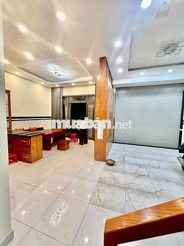 Cho Thuê Nhà Mới Sạch Sẻ DT 180m2 1Trệt 2Lầu 3Pn 4Wc Hẻm Tải Đậu Ôtô