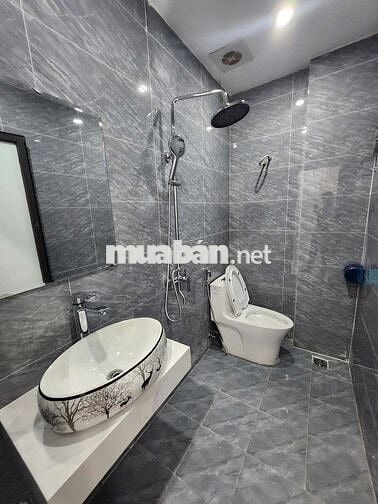 NHÀ ĐẸP LINH ĐÀM - BẰNG LIỆT - NGÕ NÔNG BA GÁC VÈO QUA CỬA -FULL 4 NGỦ