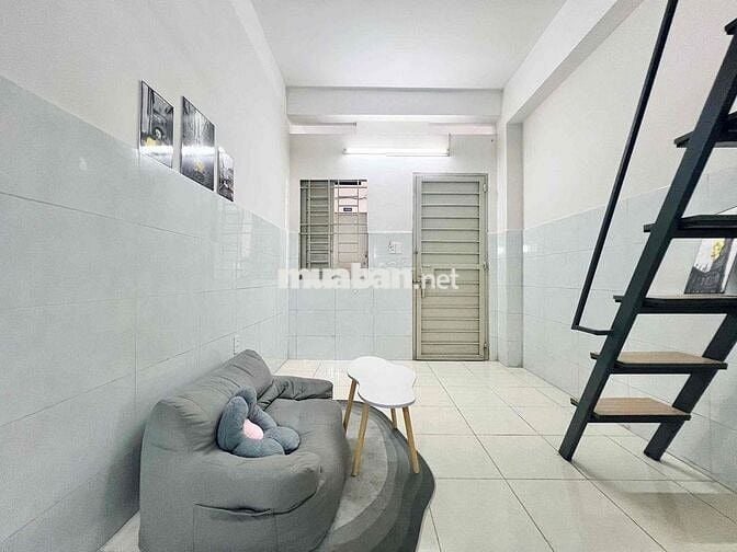 CHO THUÊ PHÒNG GÁC CAO NHẬN 4 NGƯỜI 4 XE NGAY CHÂN CẦU KINH Ở BÌNH THẠ