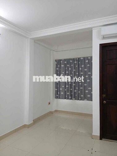 Cho thuê nhà 3 tầng mới, 4pn, Nguyễn Xí, Hẻm Oto  -  Bình Thạnh.
