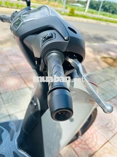 Bán xe Sh 125i ABS hồ sơ cầm tay , ra biển luôn