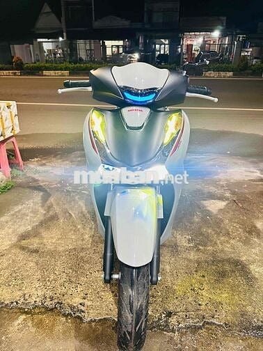 Bán xe Sh 125i ABS hồ sơ cầm tay , ra biển luôn
