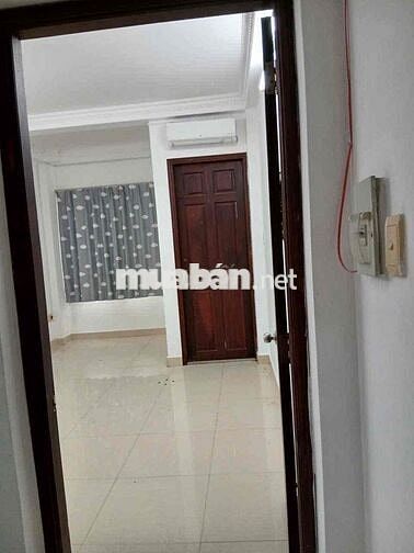 Cho thuê nhà 3 tầng mới, 4pn, Nguyễn Xí, Hẻm Oto  -  Bình Thạnh.