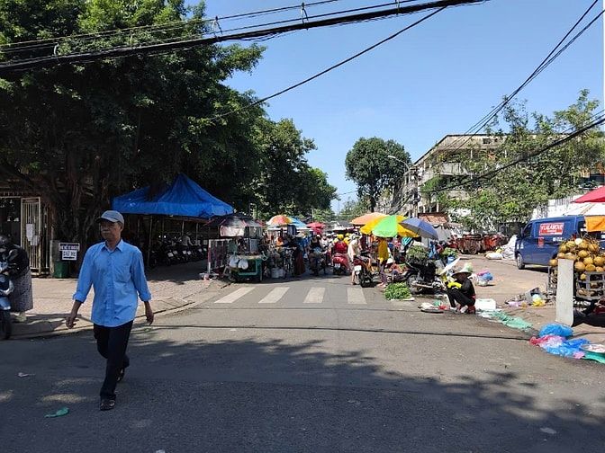 Cần bán nhà mặt tiền gần chợ Phạm Thế Hiển