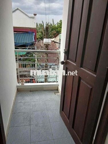 Cho thuê nhà 3 tầng mới, 4pn, Nguyễn Xí, Hẻm Oto  -  Bình Thạnh.