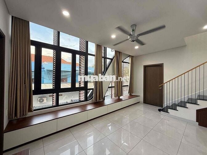CĂN NHÀ SIÊU ĐẸP PHƯỜNG LINH CHIỂU : AC XEM THÍCH LIỀN