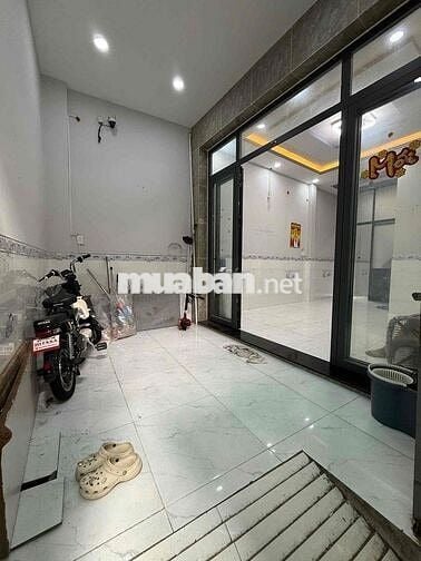Nhà bán DT 3,7x11,5 . 1 lầu 2 p.3 Tolet Ba Đình P.Chánh Hưng P9 Q8
