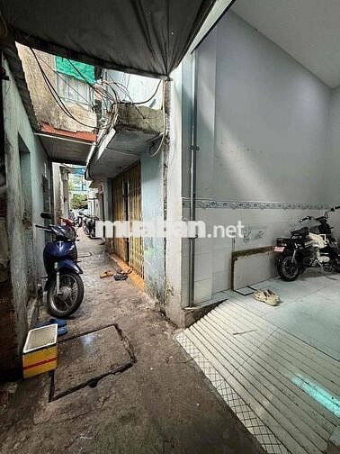 Nhà bán DT 3,7x11,5 . 1 lầu 2 p.3 Tolet Ba Đình P.Chánh Hưng P9 Q8