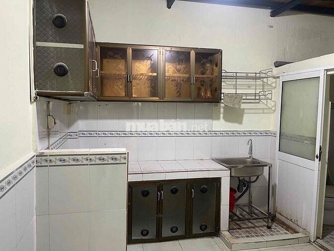 Chính chủ cho thuê nhà 75m2-2PN-1WC- Giá 7tr- Hẻm 46 Nguyễn Sáng
