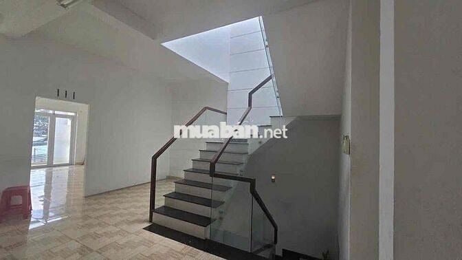 KHU AEON TÂN PHÚ - 8 x 20 - 3 TẦNG - TRỐNG SUỐT