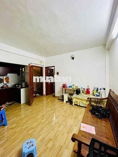 Bán chung cư mini Cầu Giấy, 2 ngủ, ngõ thông ba gác, tiện ích đầy đủ